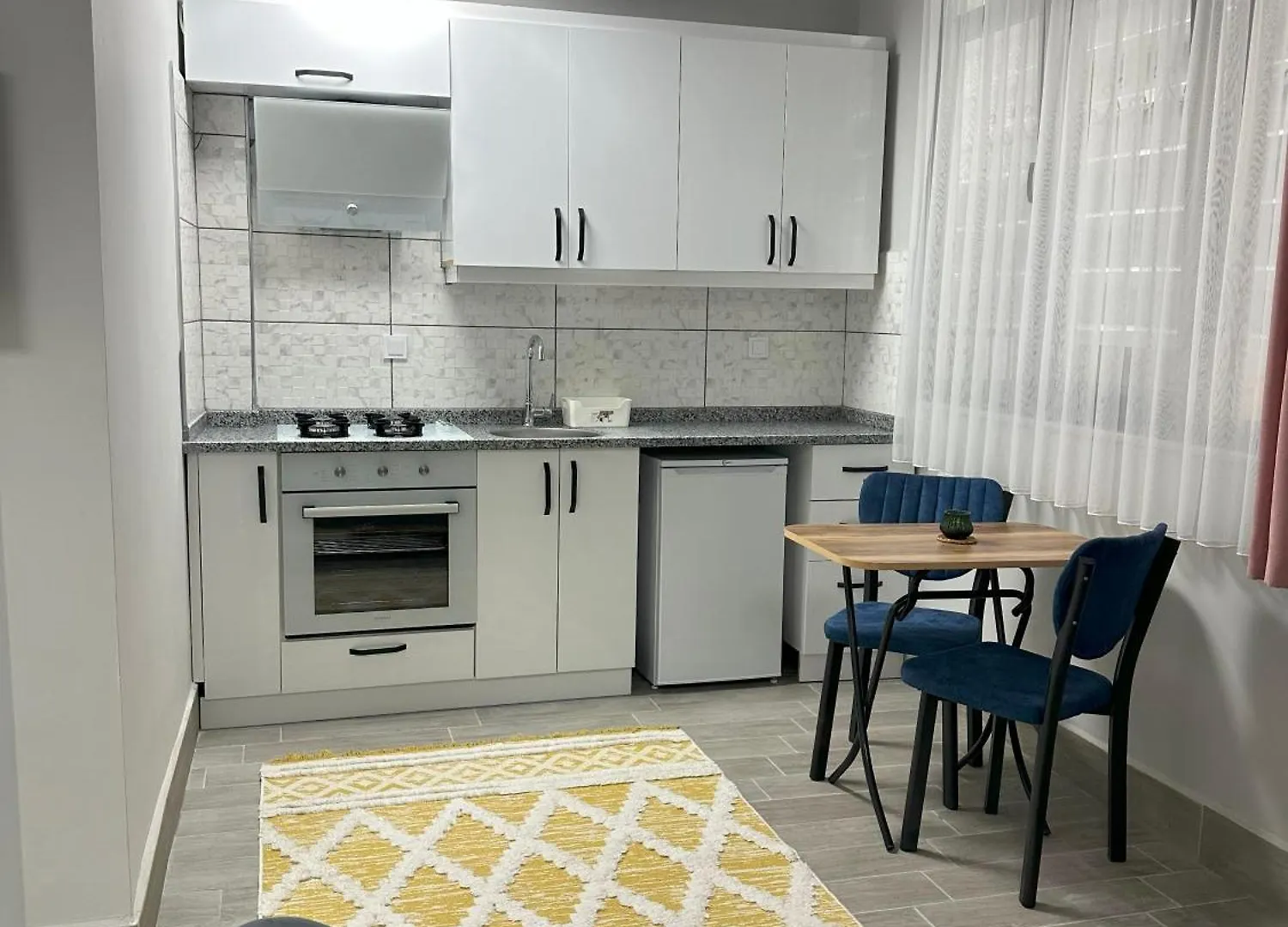 Antalya Best Apart 0*,